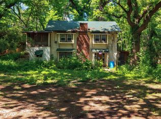 2928 SE 6th Ave, Topeka, KS 66607