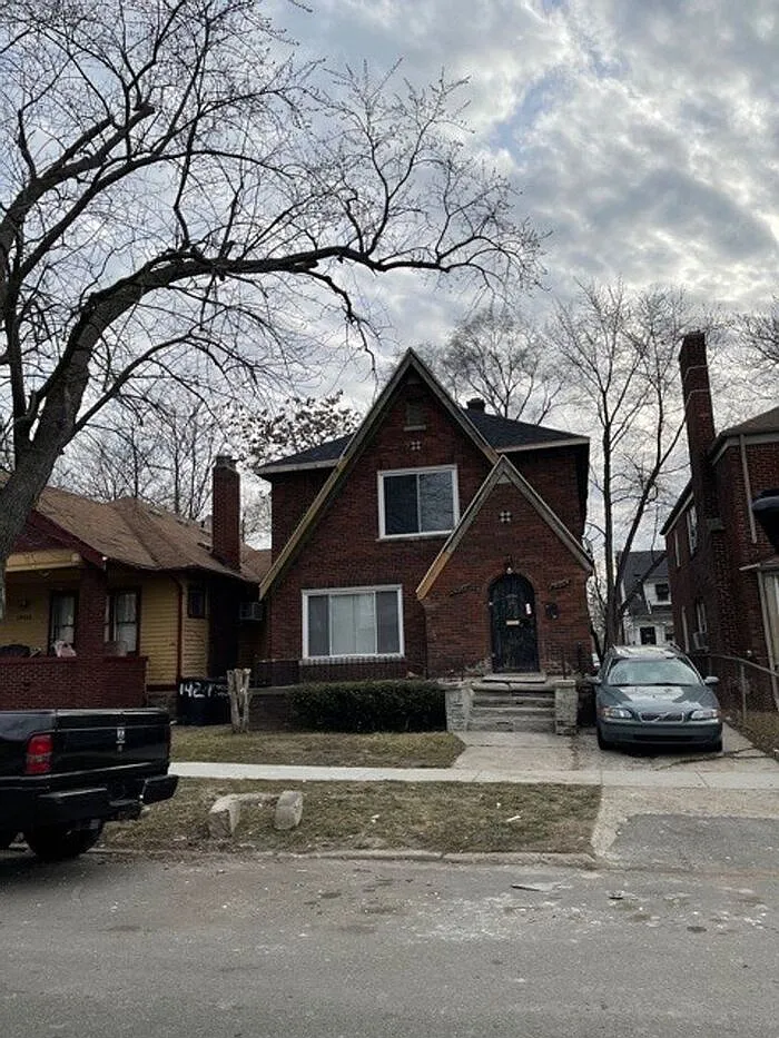 2 bed, 1.0 bath, 1000 sqft, $1,150 — Photo 2