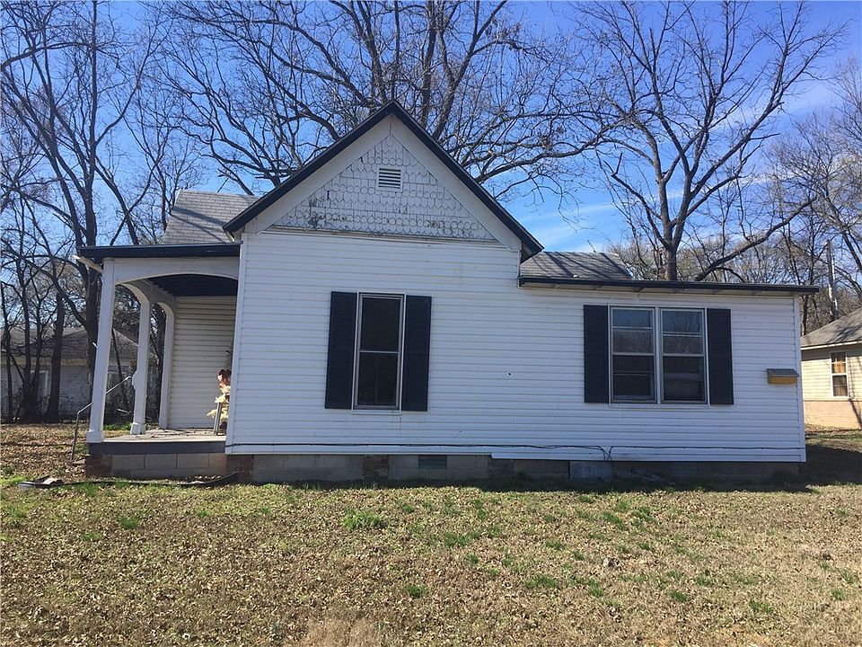 2nd image of 1519 Poplar St