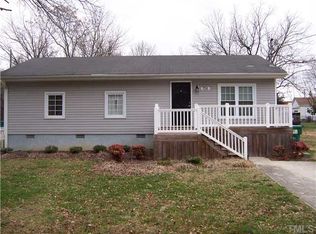 706 W Horne St, Clayton, NC 27520