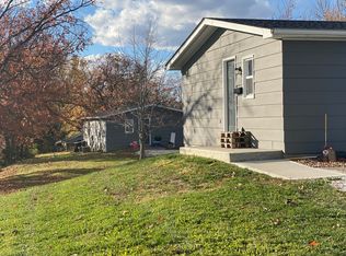 408 Troy Rd #B, Warrenton, MO 63383