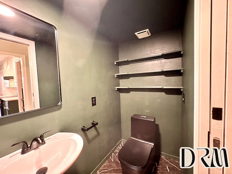 5909 N Ross Ave — Photo 18