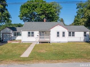 48 Edmond St, Putnam, CT 06260