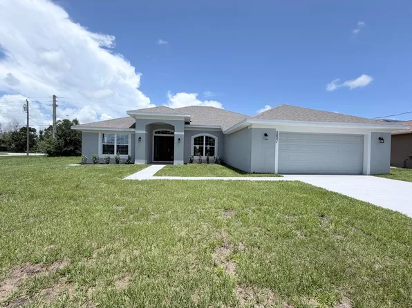 5801 NW Dana Circle, Port St Lucie, FL 34986