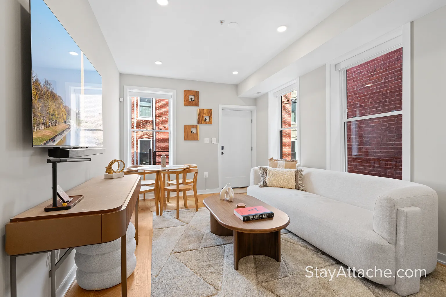 418 D St SE #A photo 1