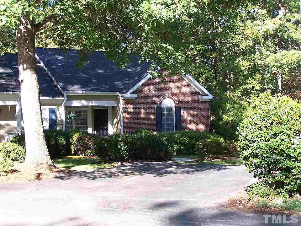 2nd image of 1103 Avebury Ct