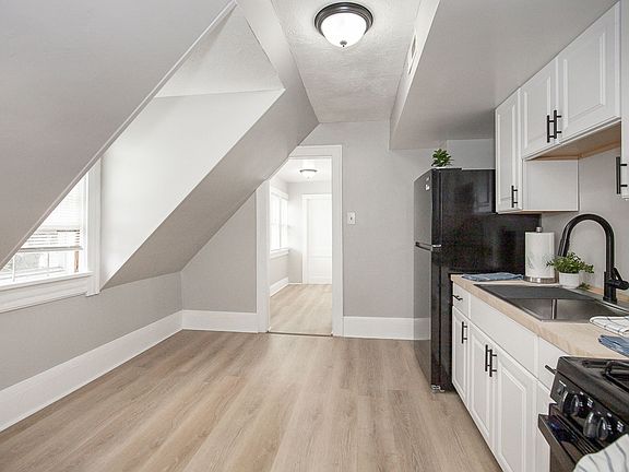 4th image of 3850 W 18th St APT 2