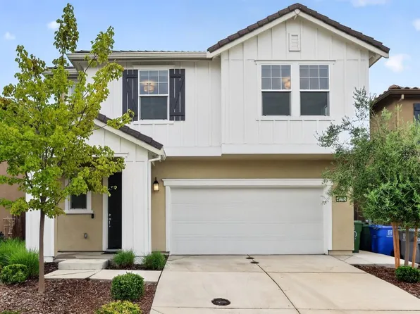 3209 Auburn Leaf Loop, Folsom, CA 95630