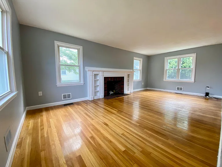 183 Granite Ave — Photo 6