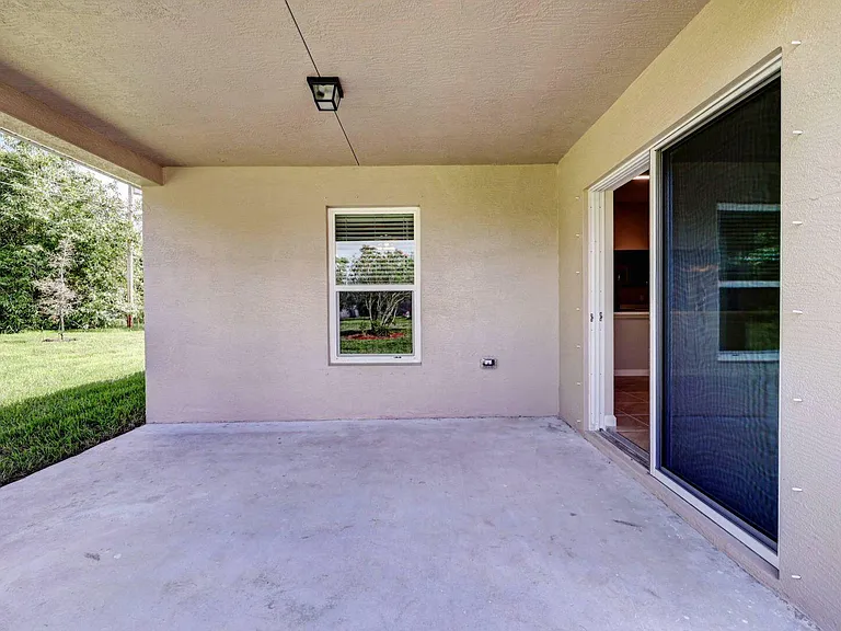751 SW General Patton Ter — Photo 11