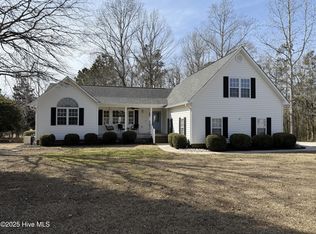 219 Mellen Rd, New Bern, NC 28562