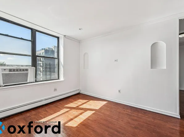11 Ten Eyck St APT 4A, Brooklyn, NY 11206