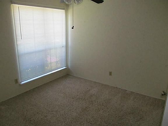 5th image of 1340 Wheat Field Dr