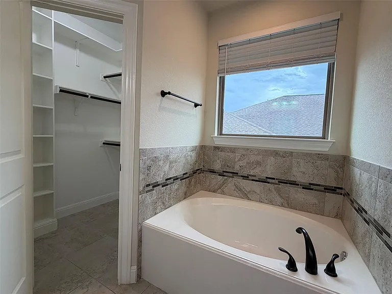 206 Fairway Cir — Photo 12