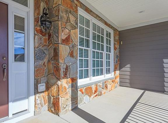 5th image of 899 Dogwood Dell Ln