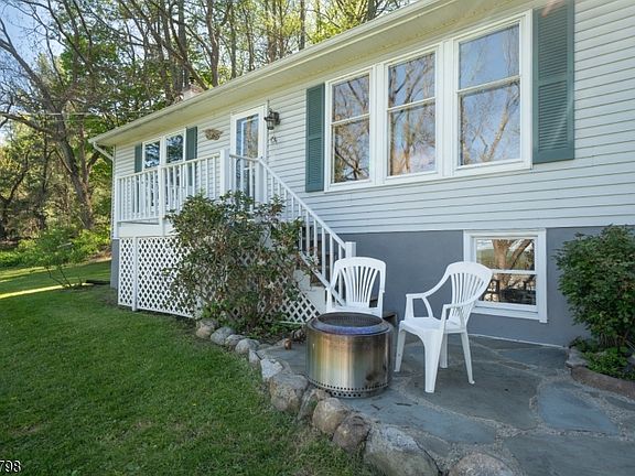 4th image of 25 Hope Rd