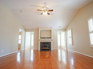 2223 Locksley Woods Dr APT H, Greenville, NC 27858