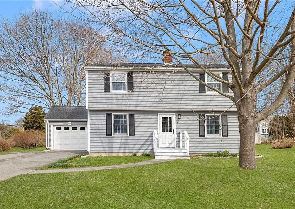 4 Longmeadow Ave