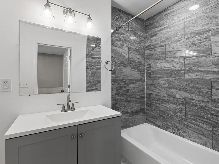 531 N Belnord Ave — Photo 12