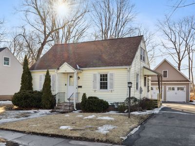 10 S Hawthorne St, Manchester, CT, 06040