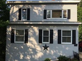 11 Hawkins St, Worcester, MA 01604