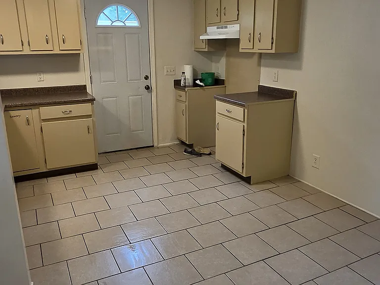 1339 N Pine River Rd — Photo 4