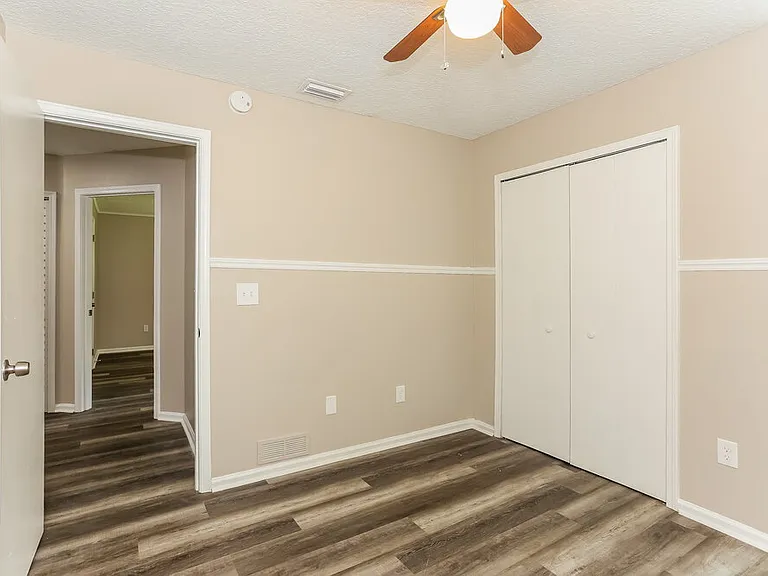 3030 Caroline Crest Dr E — Photo 12