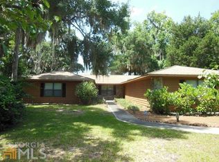 434 Sheffield Island Rd, Woodbine, GA 31569