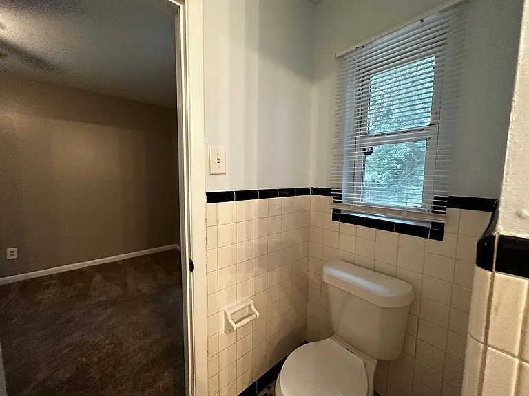 1730 Atkamire Dr — Photo 16