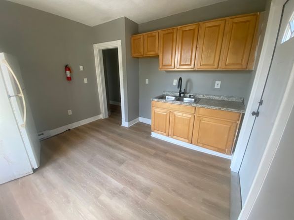 621 Madison Ave APT 2