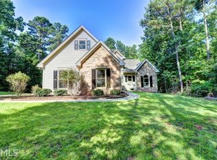 3196 Lynncliff Dr, Gainesville, GA 30506