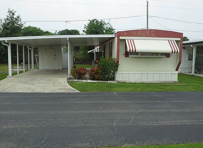 1st image of 10 Stebbins Dr