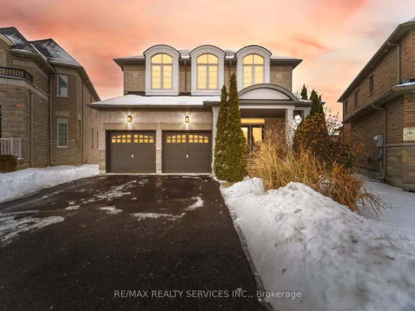 17 Island Grv, Brampton, ON L6X 0W6