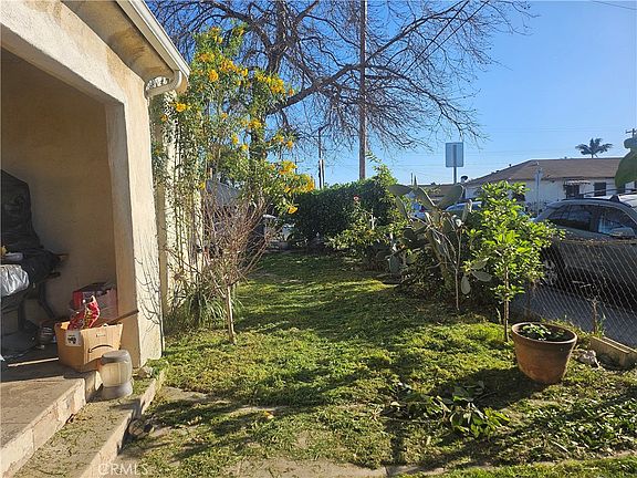 4th image of 363 W Spruce St