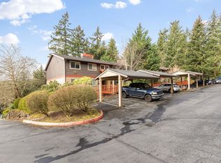 11056 NE 33rd Pl APT C2, Bellevue, WA 98004