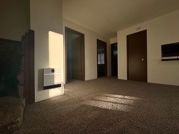 2nd image of 280 Sierra St #4