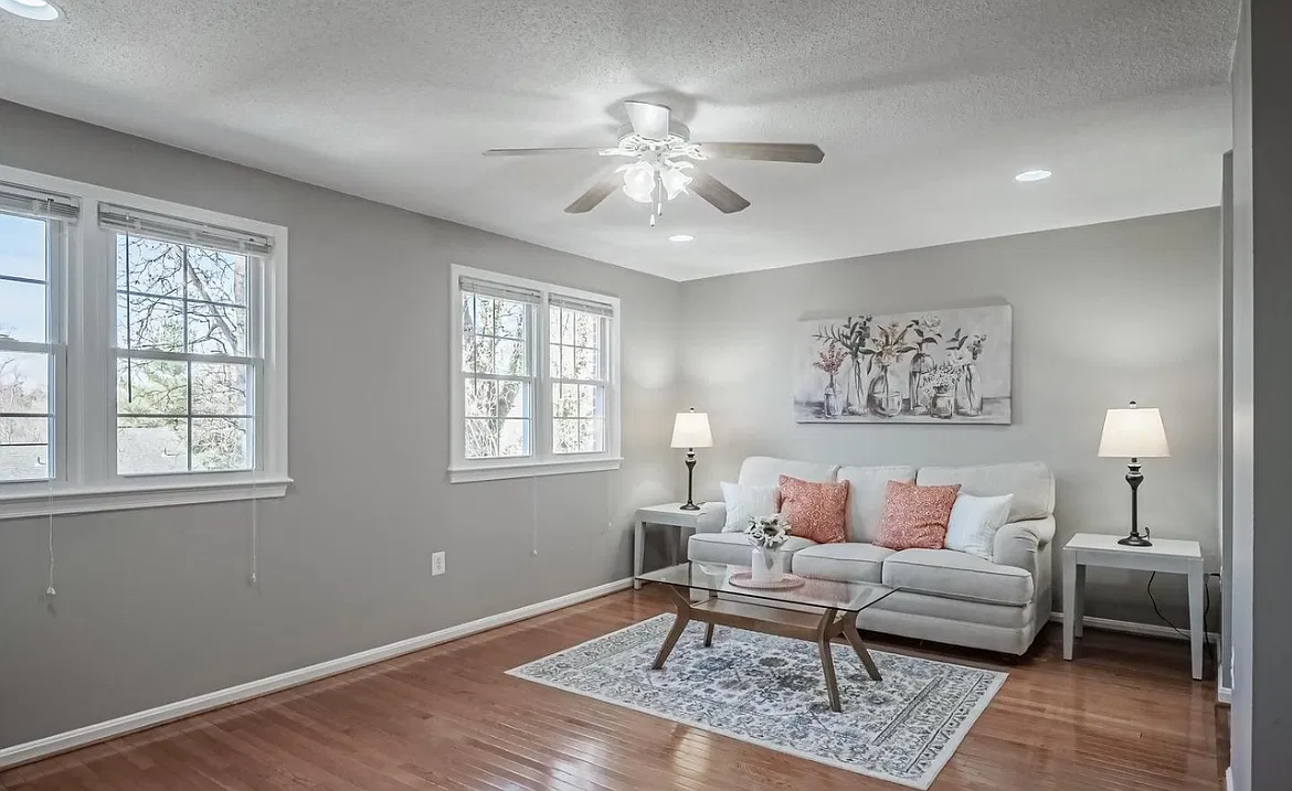 4714 Kandel Ct — Photo 4