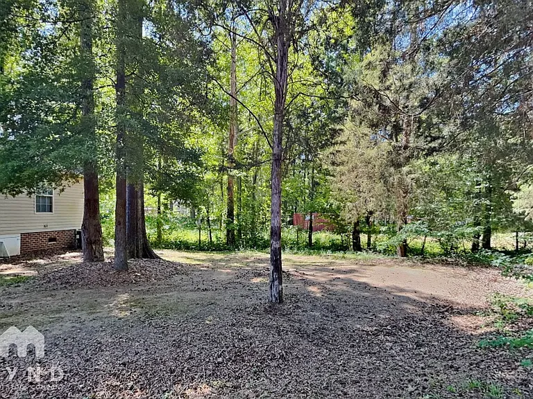 2208 Shalimar Dr — Photo 17
