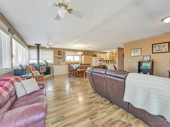 4th image of 123 NW Kildaw Dr