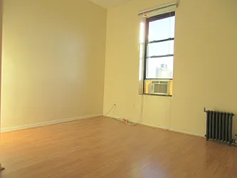 Rented by Uptown Flats LLC