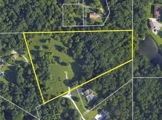 709 Mills Ln, New Albany, IN 47150