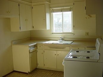 2nd image of 5831 69th St