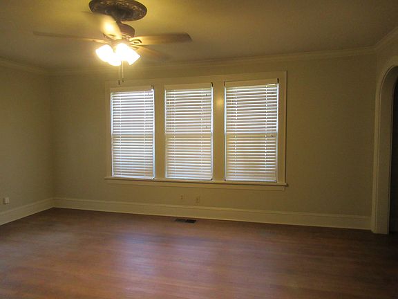 4th image of 3851 Creswell Ave #2