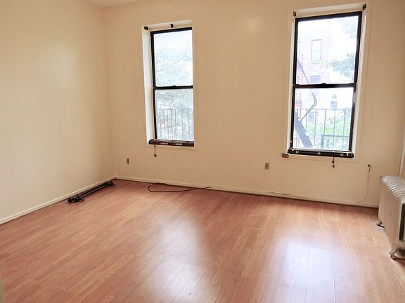 2nd image of 684 Washington Ave APT 5