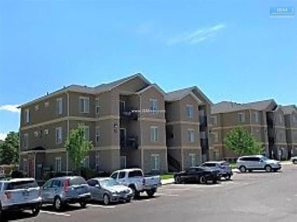 Rabbitbrush Run Apartments — Photo 2