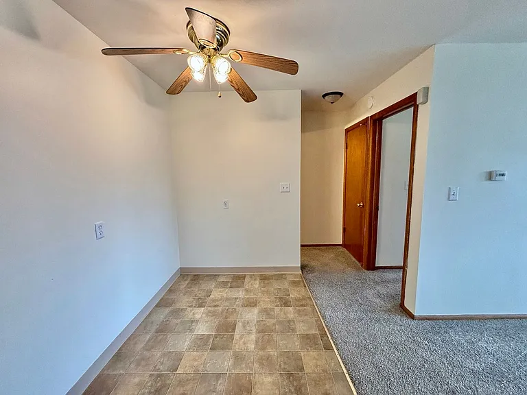 Halsted Park Apartments and Townhomes — Photo 41