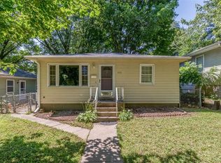 1131 21st Ave SW, Cedar Rapids, IA 52404