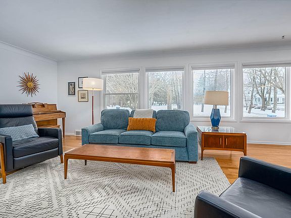 5th image of 1125 Edgemoor Ave