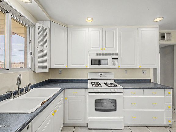 5th image of 4230 N 16TH Avenue