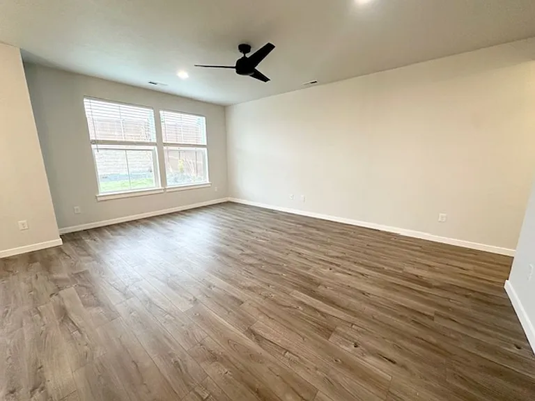 6832 W Corona St — Photo 9